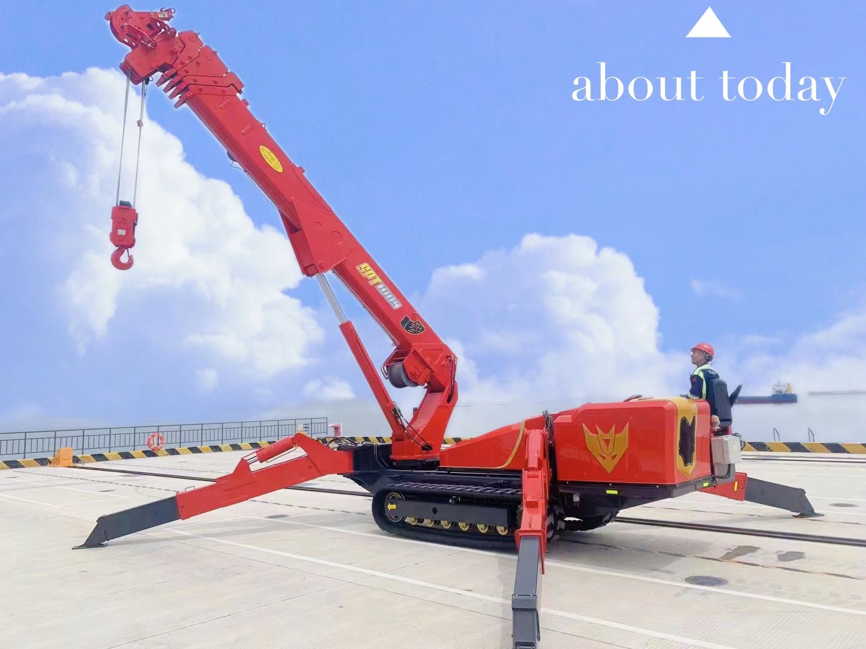 SPT1009 Spider Crane By The East China Sea