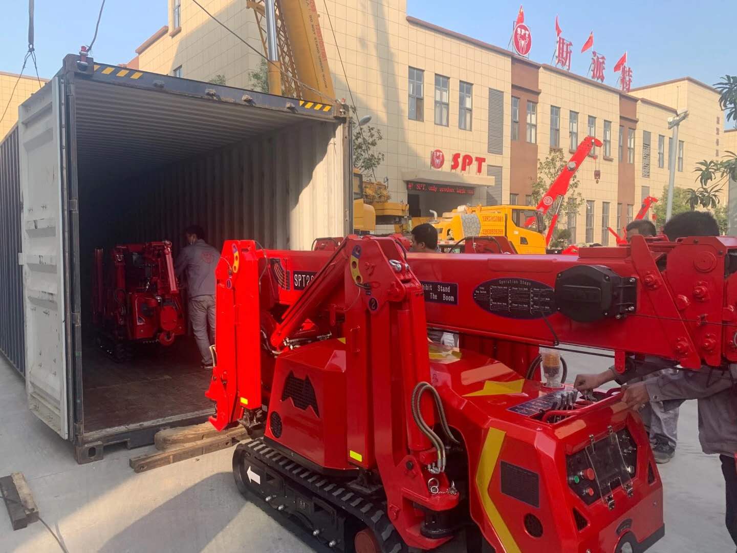 SPT299 mini crawler crane